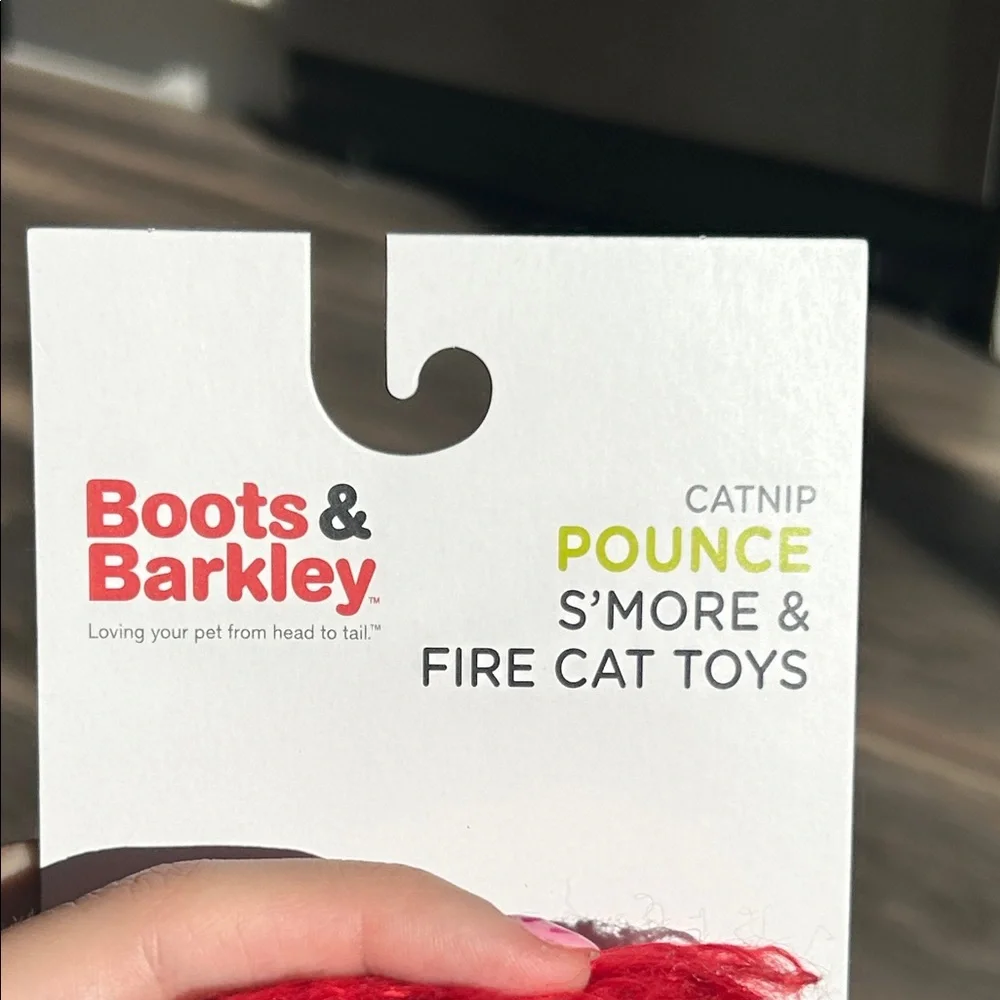 NWT Boots & Barkley Catnip S'mores Toys
